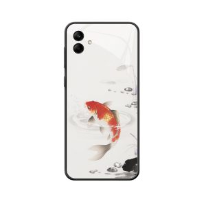 Galaxy A04e Hülle: Elegante Koi in Aquarellschwaden