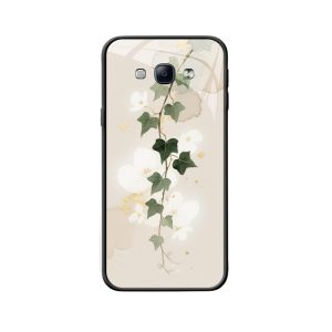 Ein Hauch östlicher Poesie: Efeu auf der Galaxy A8 Hülle