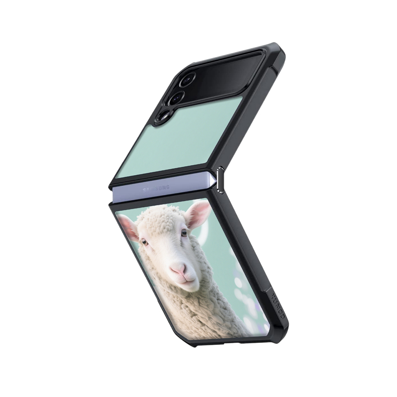 Galaxy Z Flip4 Hülle: Zauberhaftes Lamm in sanftem Grün