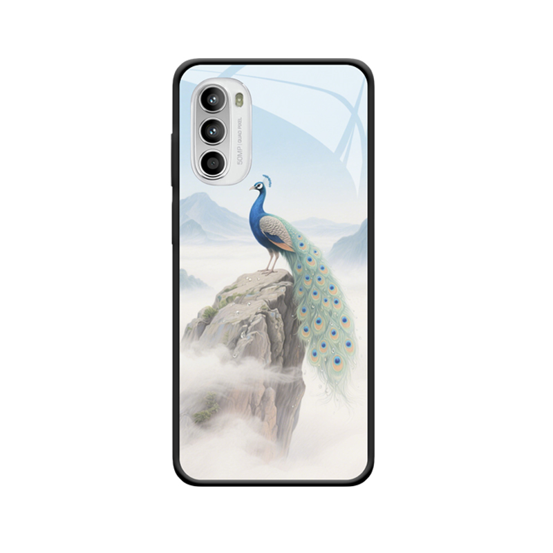 Der majestätische Pfau: Die natürliche Eleganz der Moto G52 Hülle